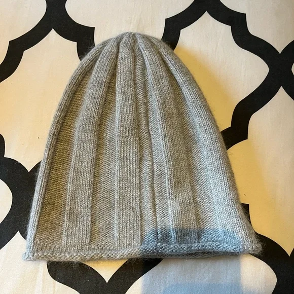 Burberry Hat - Picture 6 of 6